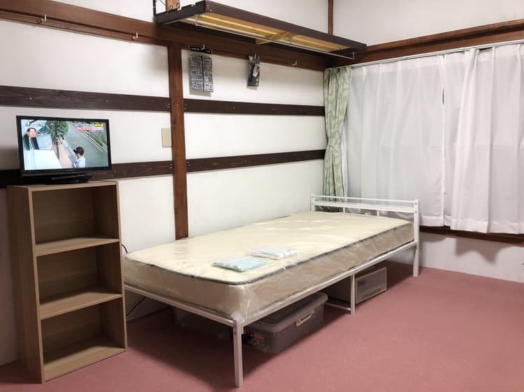 203号室