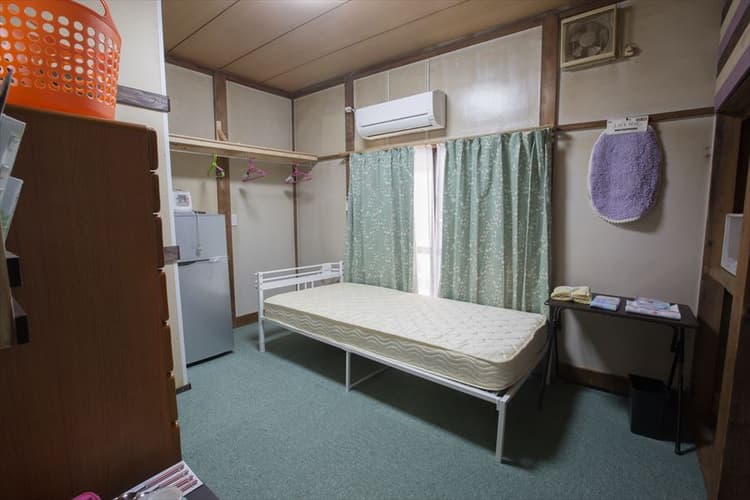 103号室