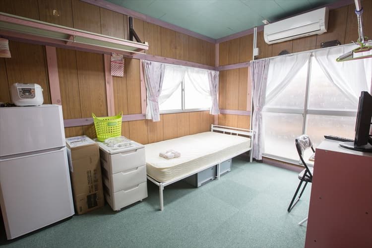 203号室