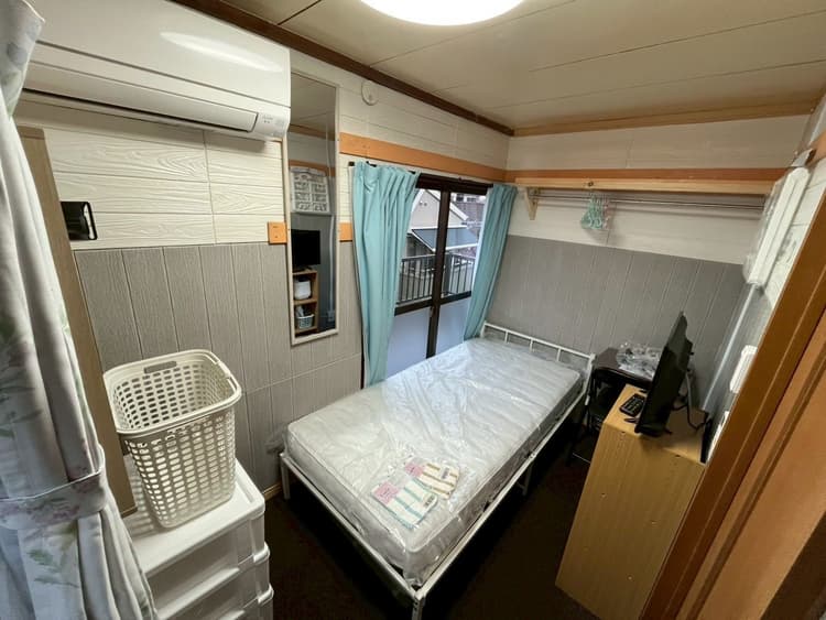 305号室
